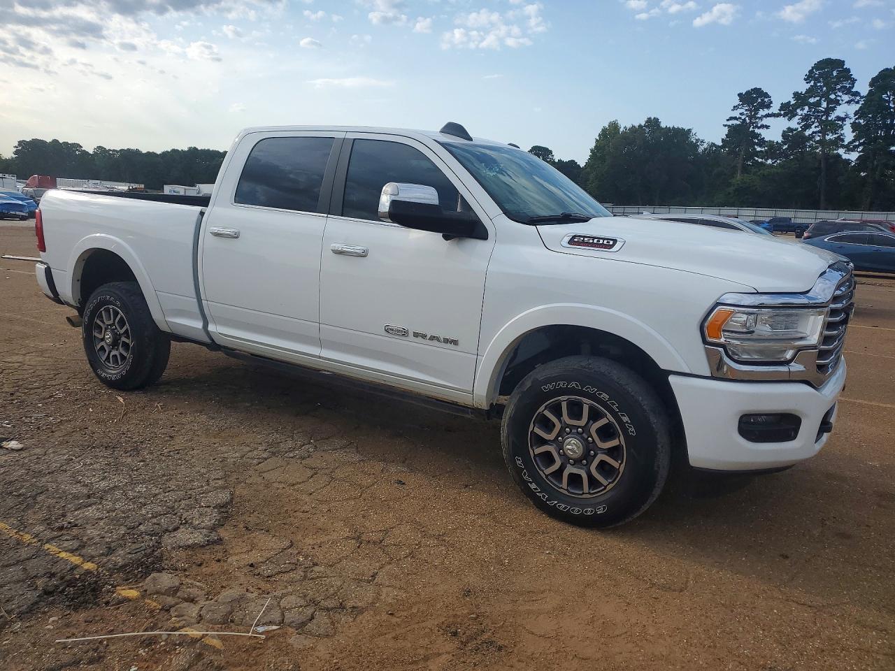 2019 Ram 2500 Longhorn - Image 4