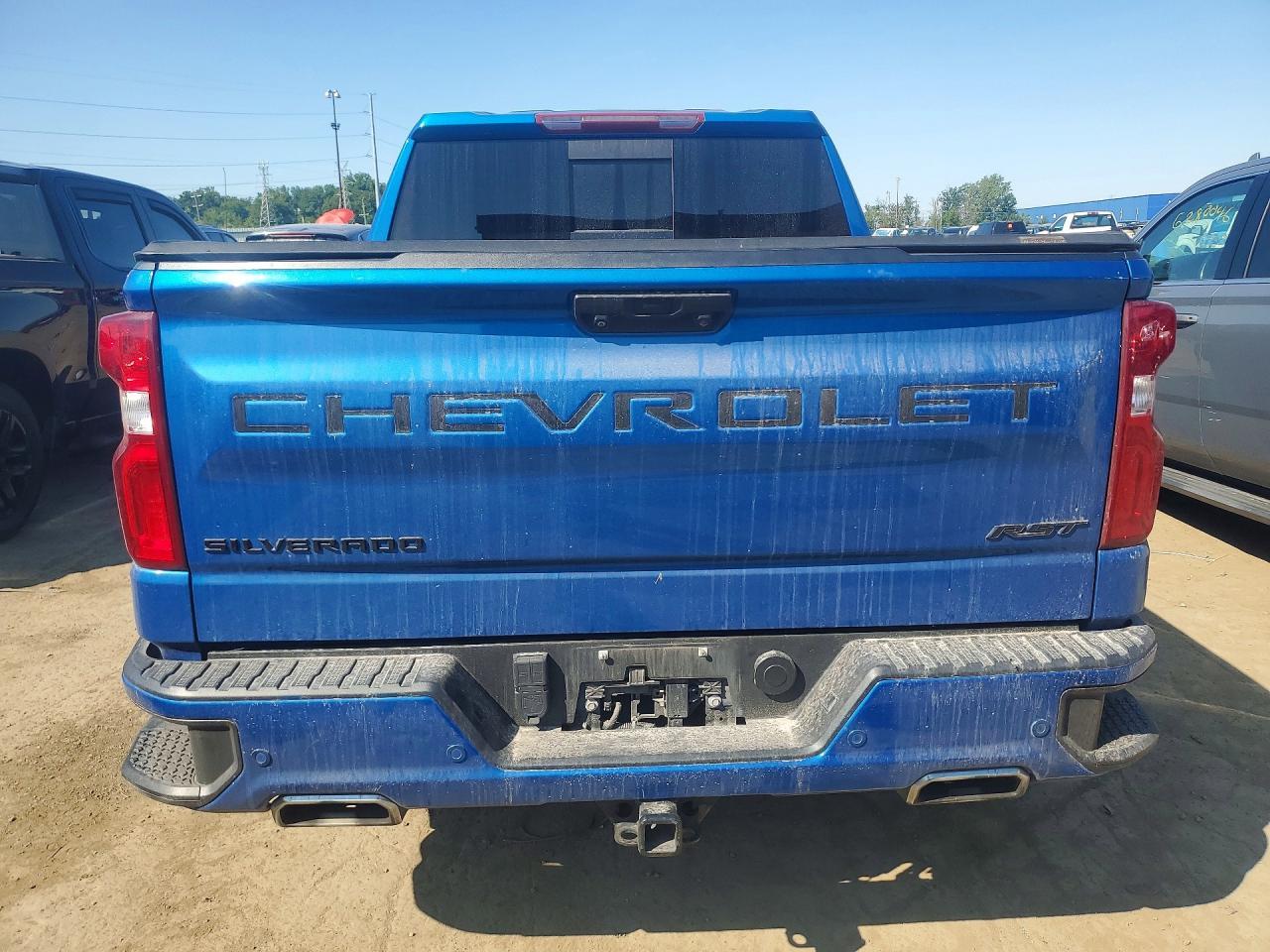 2022 Chevrolet Silverado K1500 Rst - Фото 6