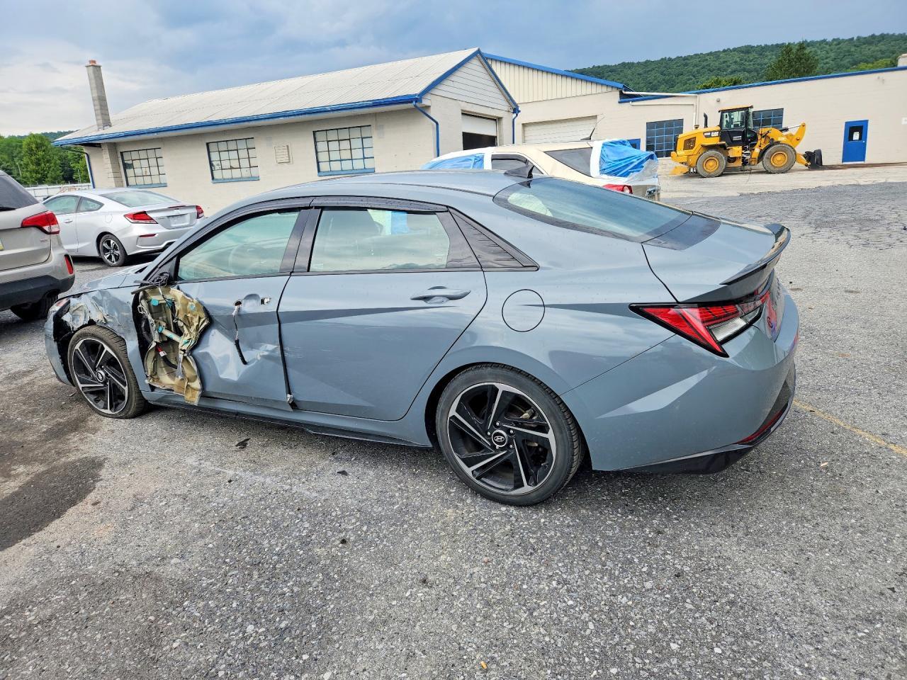 2022 Hyundai Elantra N Line - Фото 2