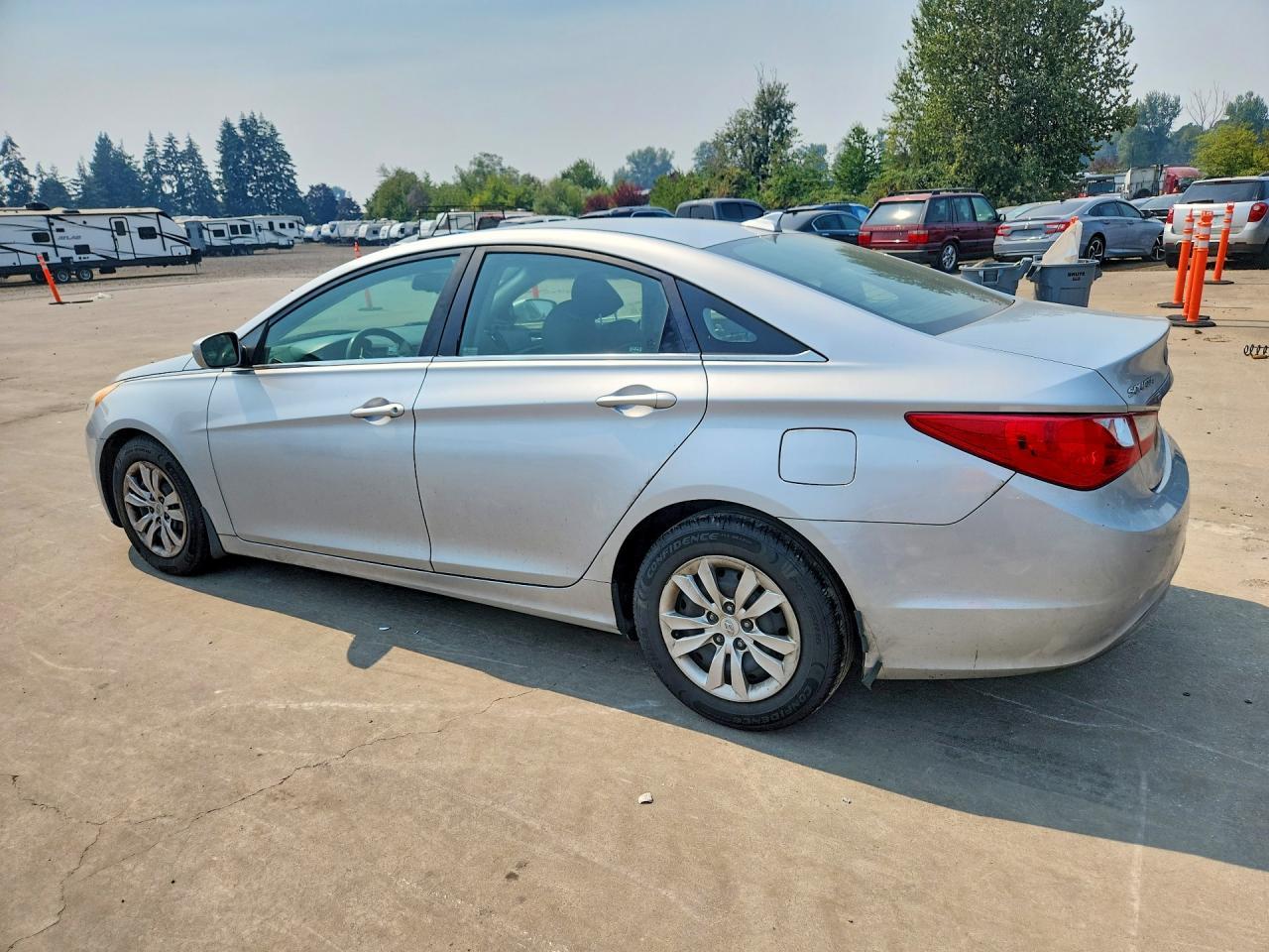 2012 Hyundai Sonata Gls - Image 2