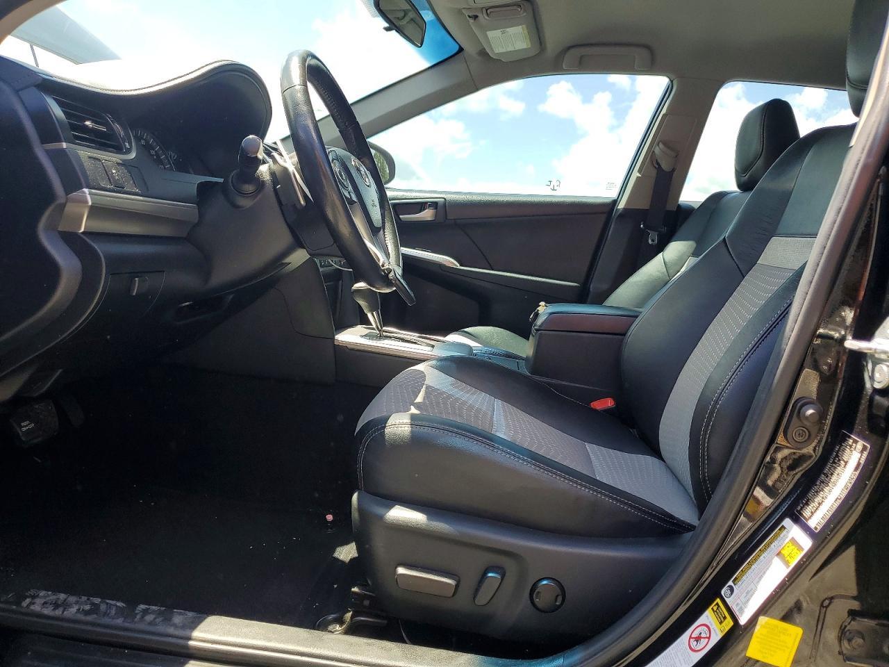 2012 Toyota Camry Se V6 - Image 7
