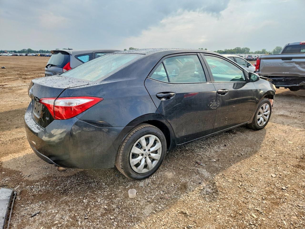 2016 Toyota Corolla Le - Image 3