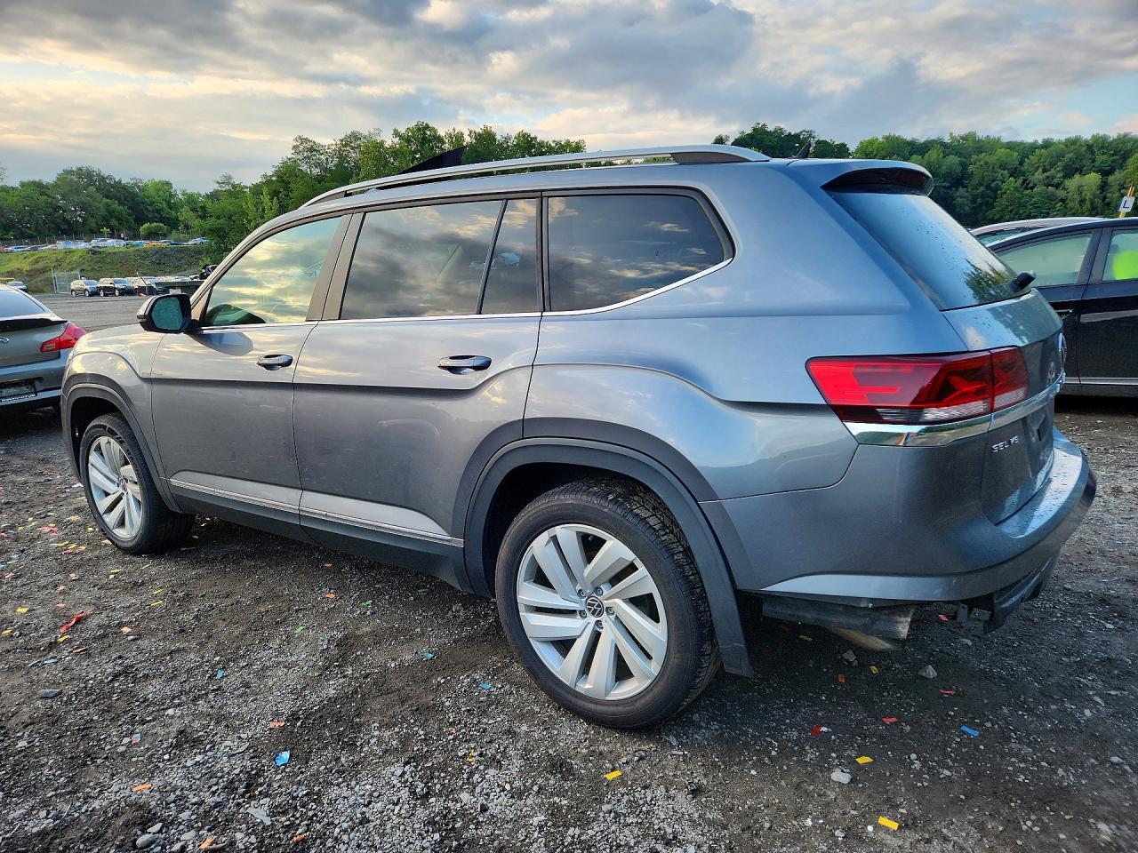 2021 Volkswagen Atlas Sel - Image 2