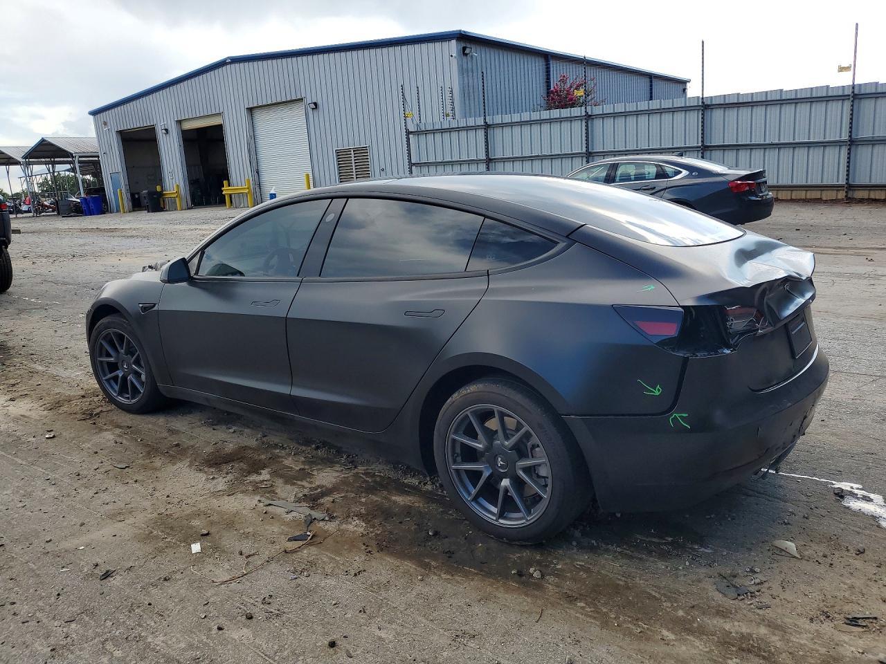 2023 Tesla Model 3 - Image 2