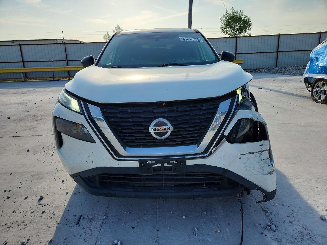 2021 Nissan Rogue S - Фото 5