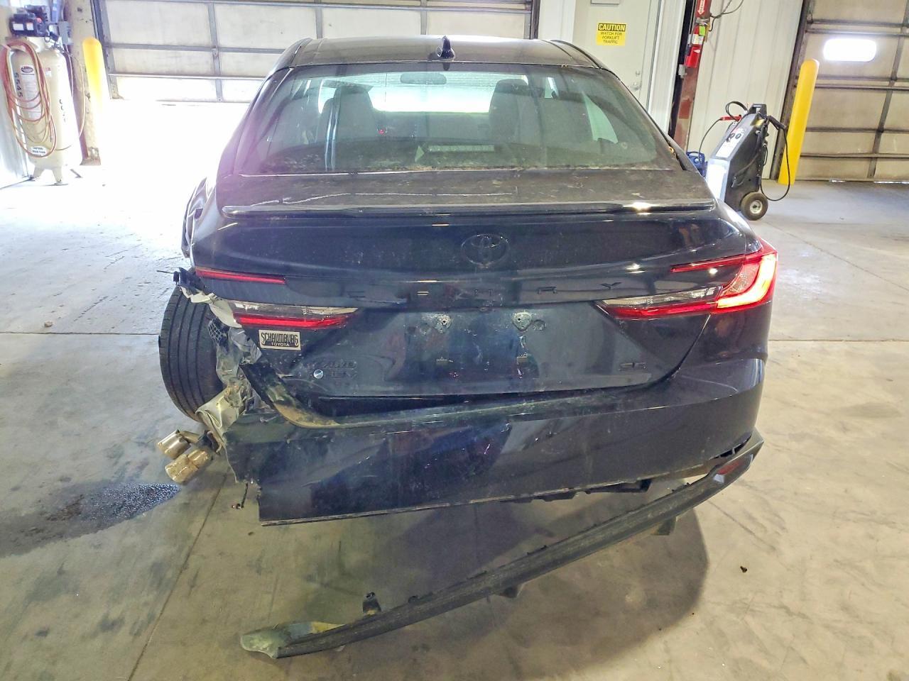 2026 Toyota Camry Se - Фото 6