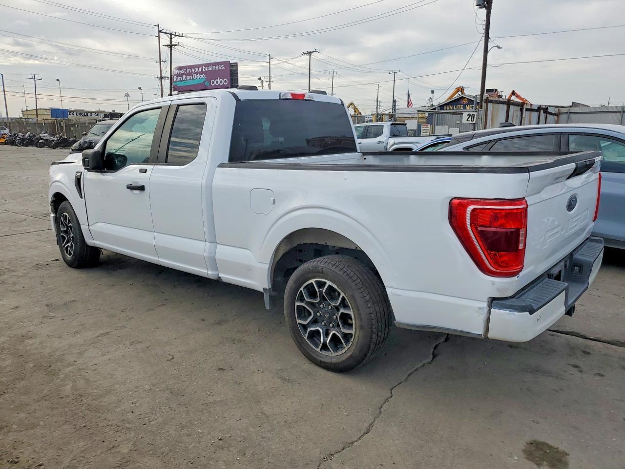 2023 Ford F150 - Фото 2