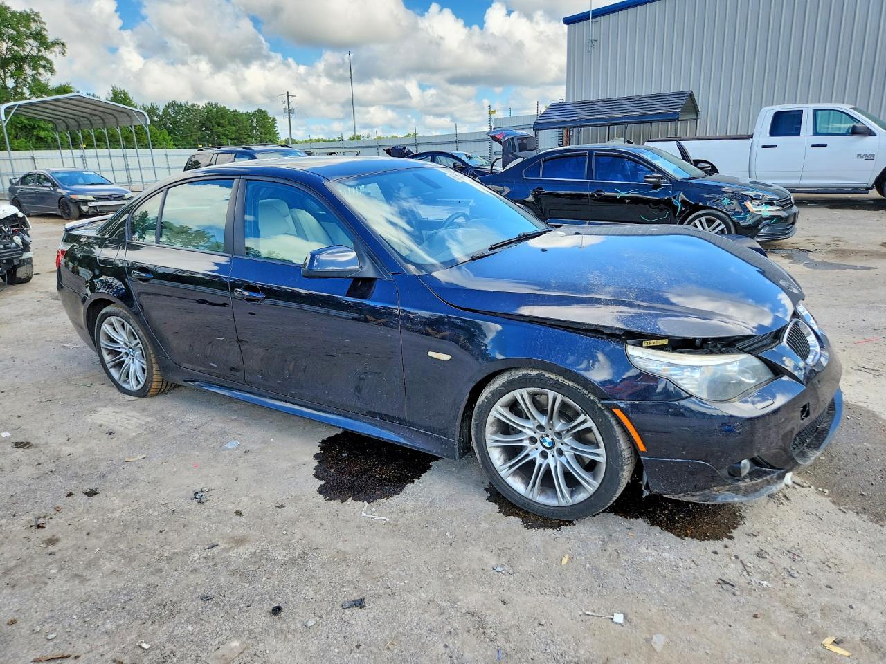 2010 BMW 535 I - Image 4