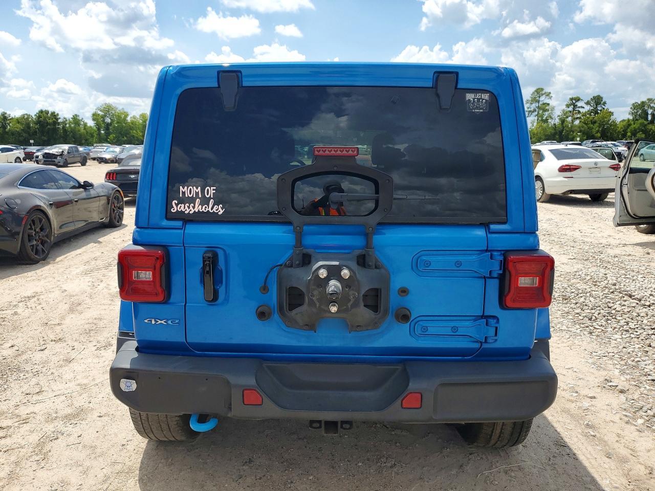 2023 Jeep Wrangler Sahara 4Xe - Фото 6