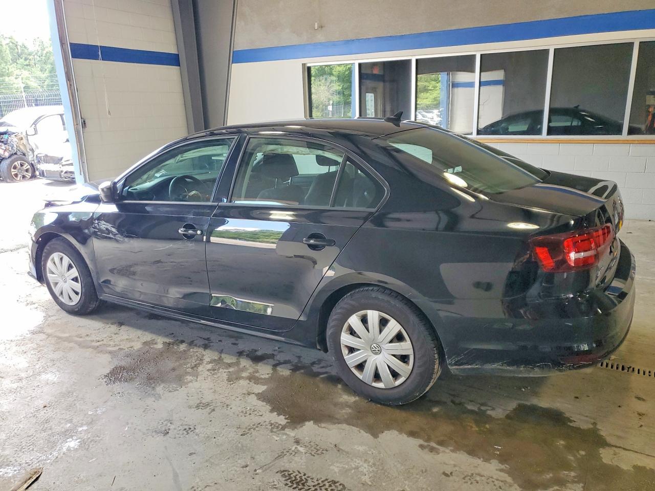 2016 Volkswagen Jetta S - Фото 2