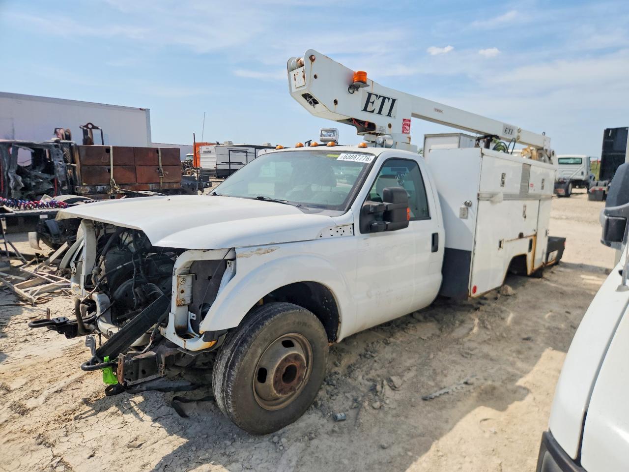 2011 Ford F350 Super Duty Bucket Truck