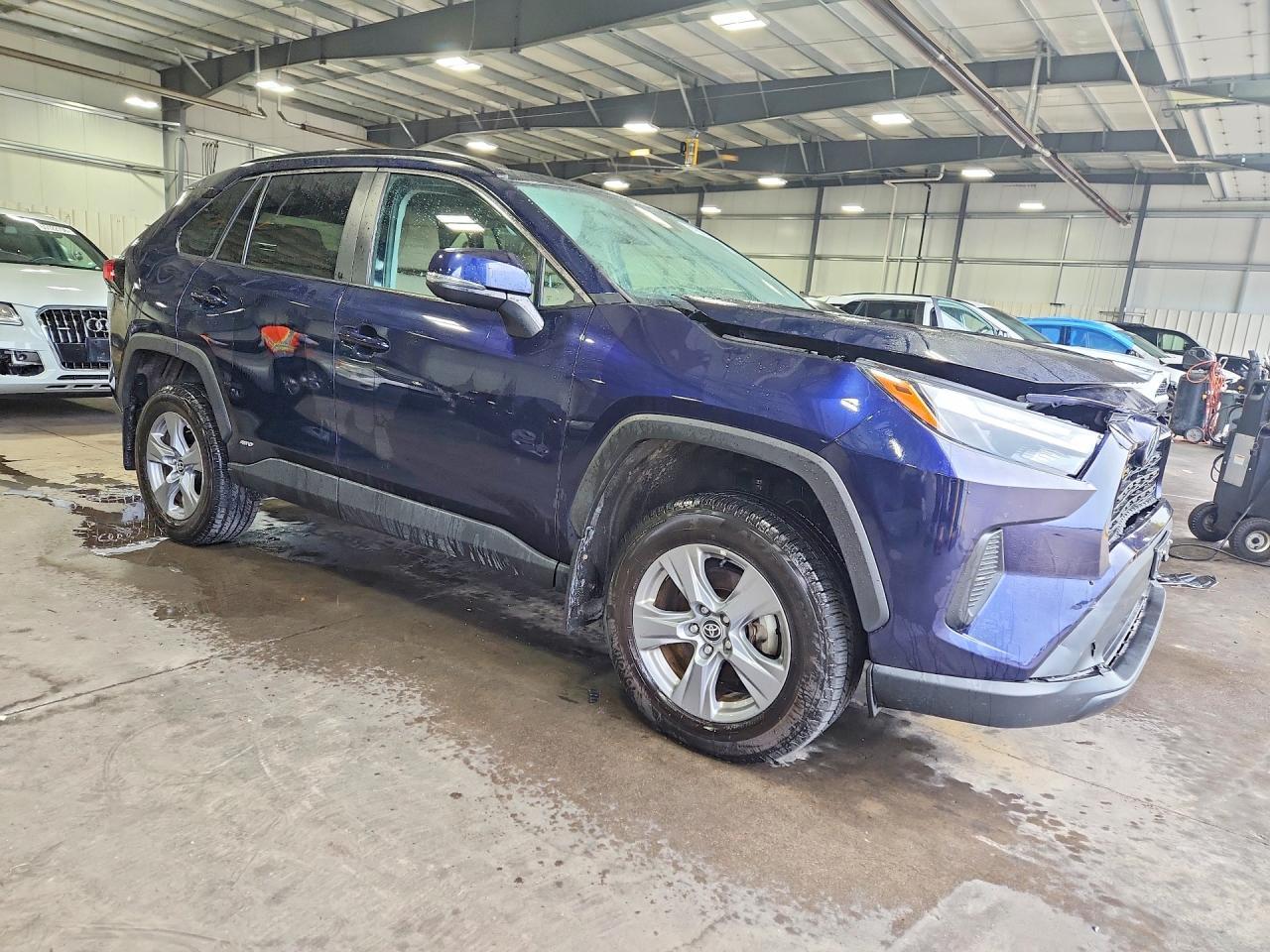 2022 Toyota Rav4 Xle - Фото 4