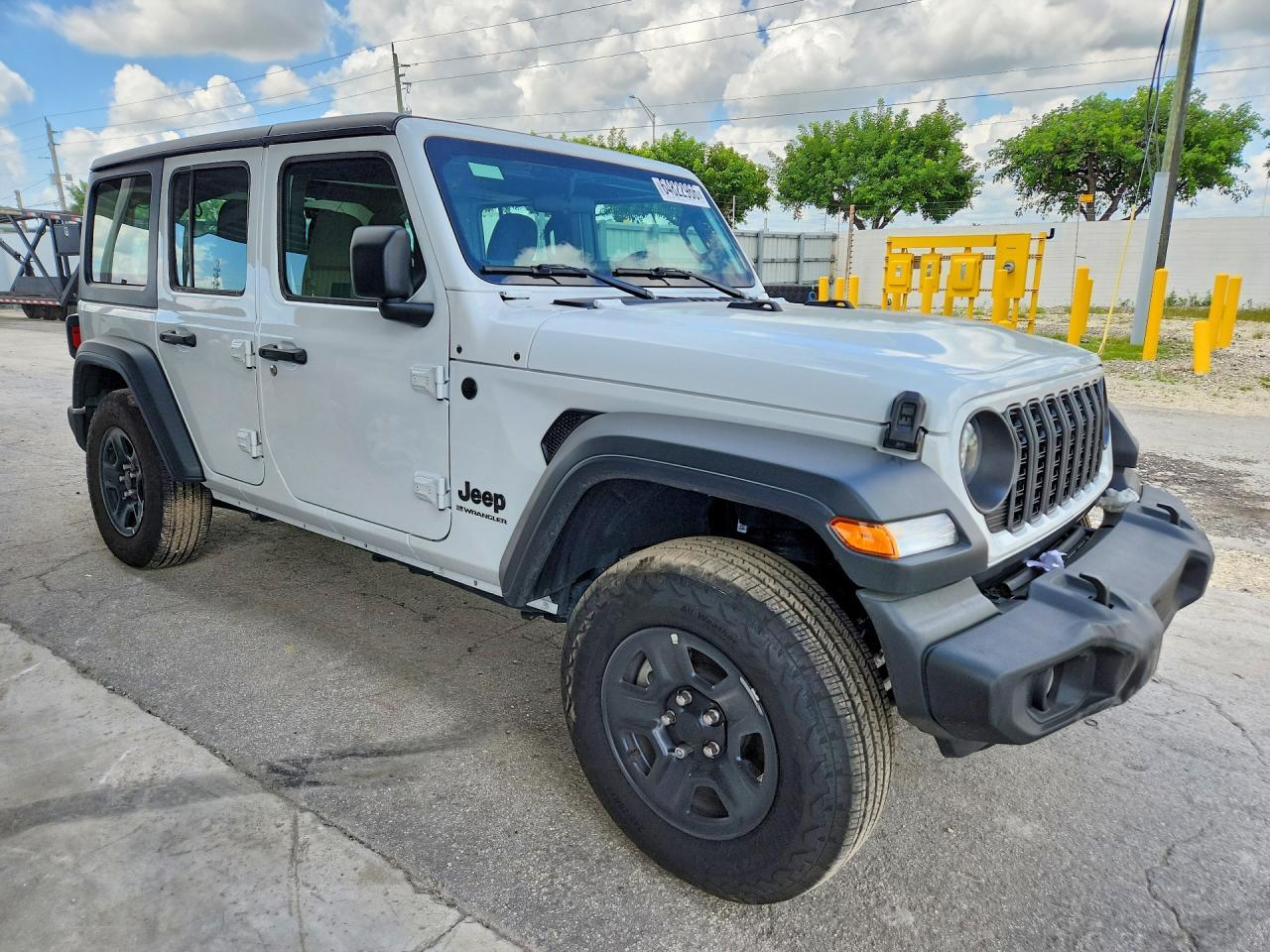 2025 Jeep Wrangler Sport - Фото 4