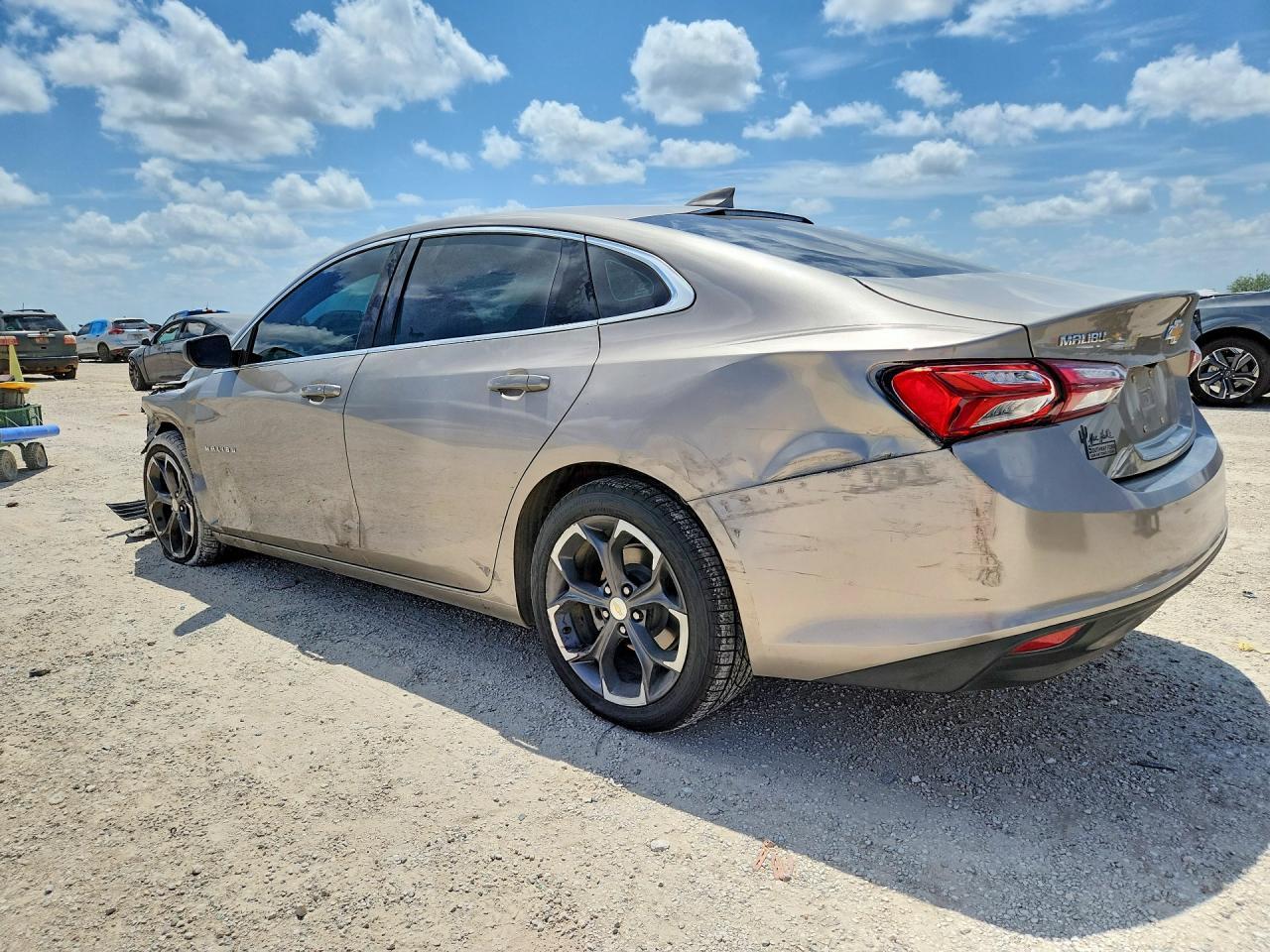 2022 Chevrolet Malibu Lt - Image 2