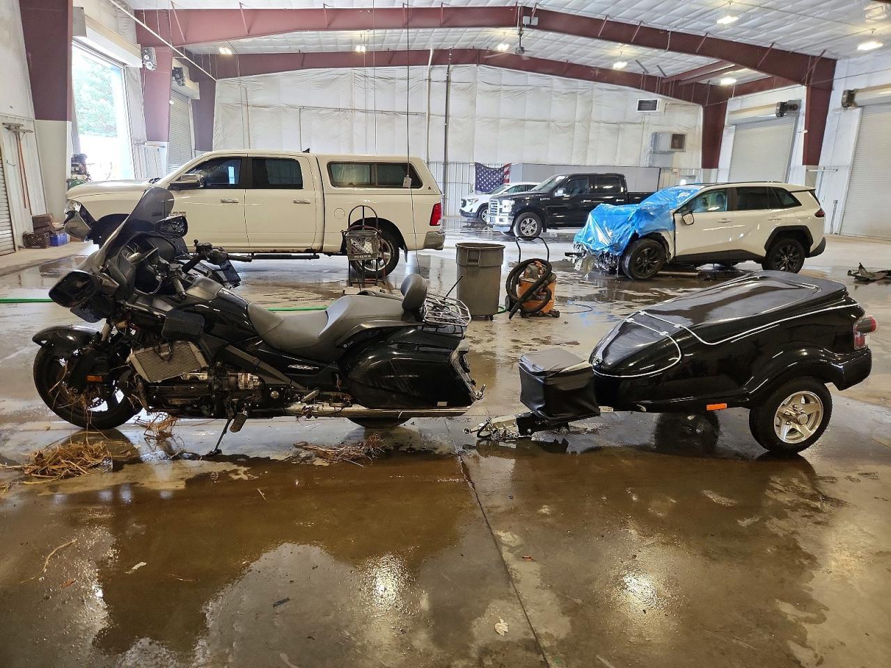 2013 Honda Gl1800 B - Фото 3