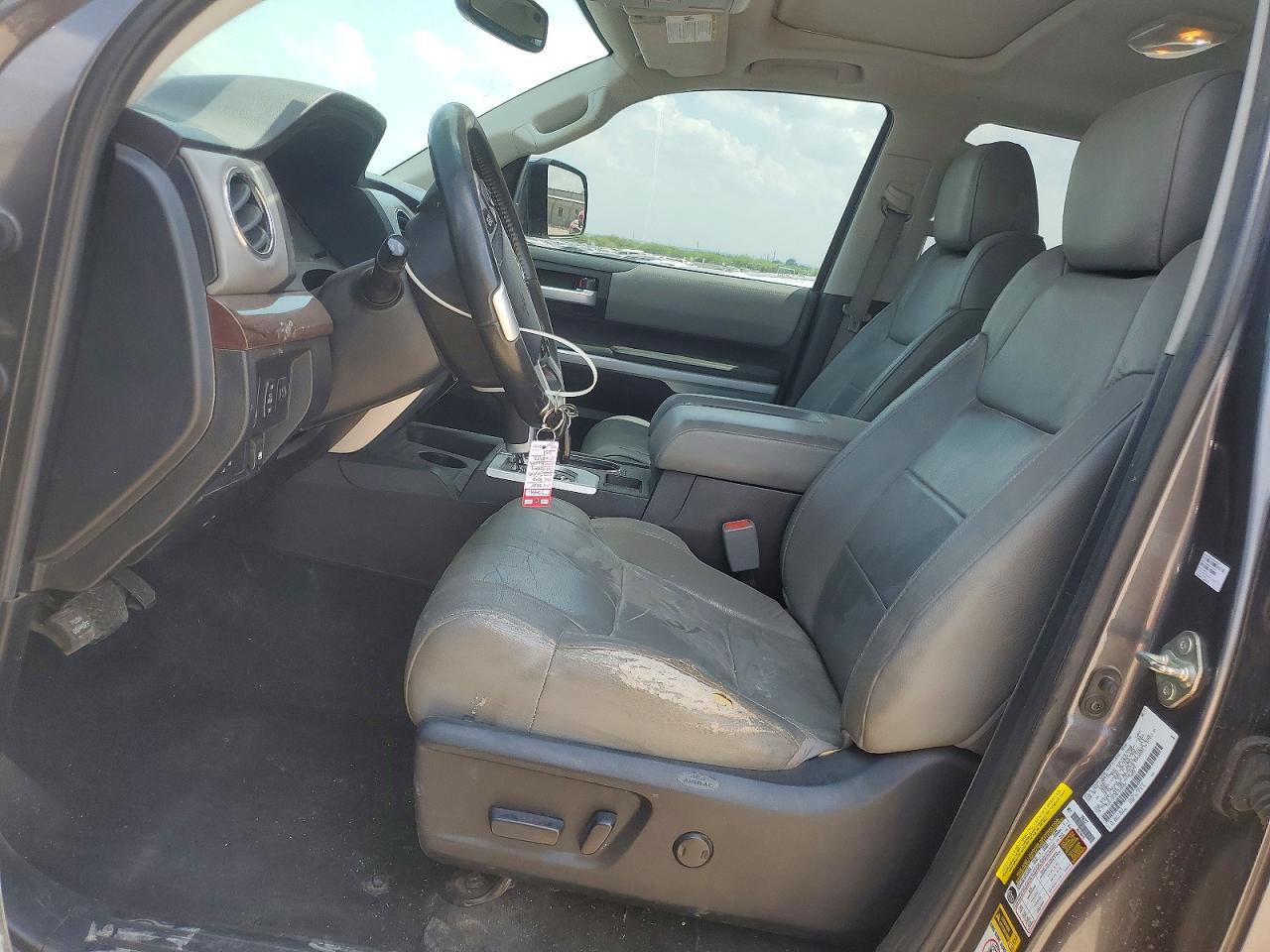 2014 Toyota Tundra Crewmax Limited - Image 7