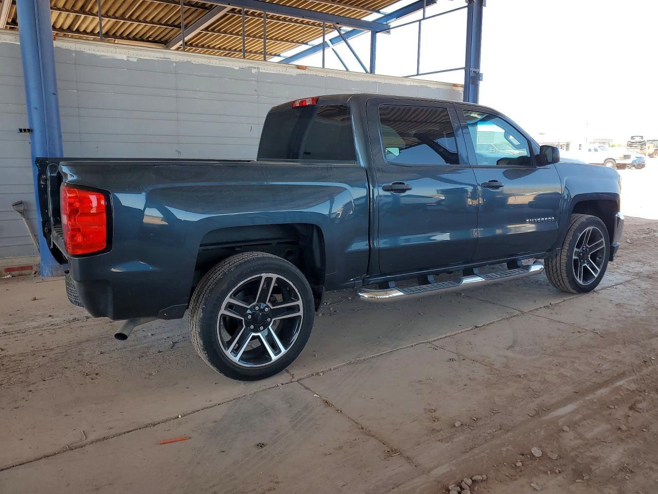 2017 Chevrolet Silverado C1500 - Фото 3