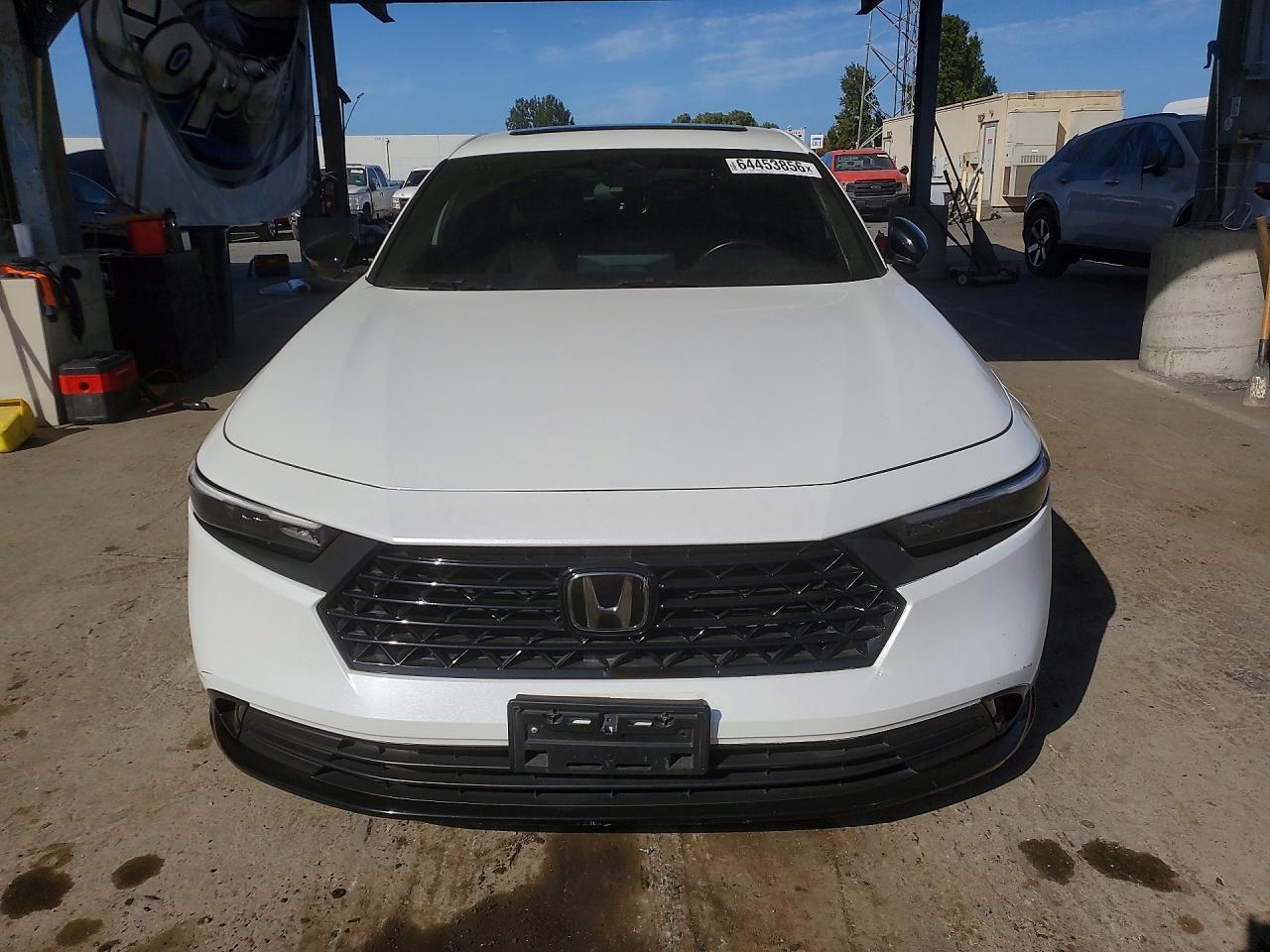 2023 Honda Accord Hybrid Sport-L - Image 5