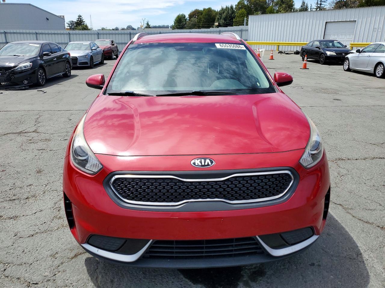 2017 Kia Niro Lx - Фото 5