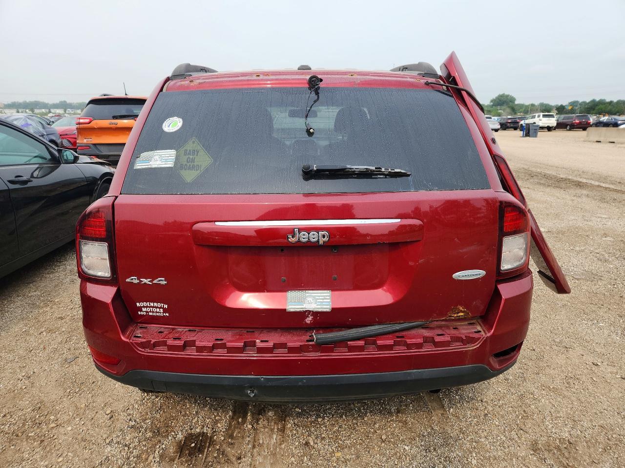 2017 Jeep Compass Latitude - Фото 6