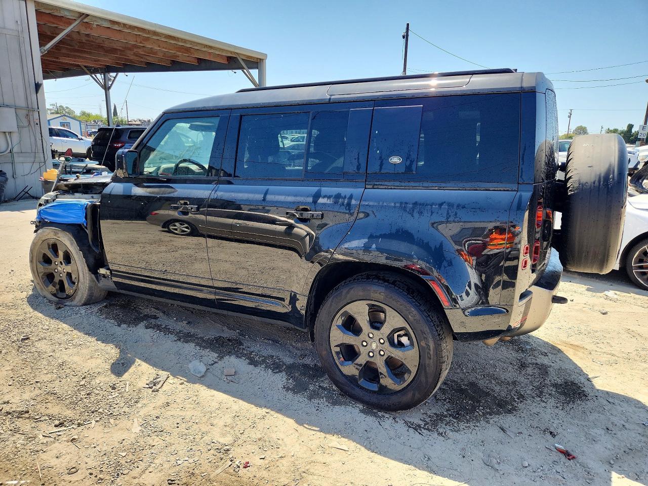 2021 Land Rover Defender 110 X-Dynamic Hse - Image 2
