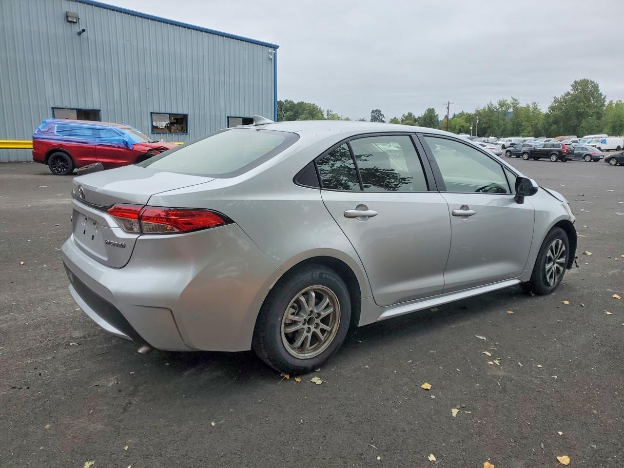 2022 Toyota Corolla Le - Image 3