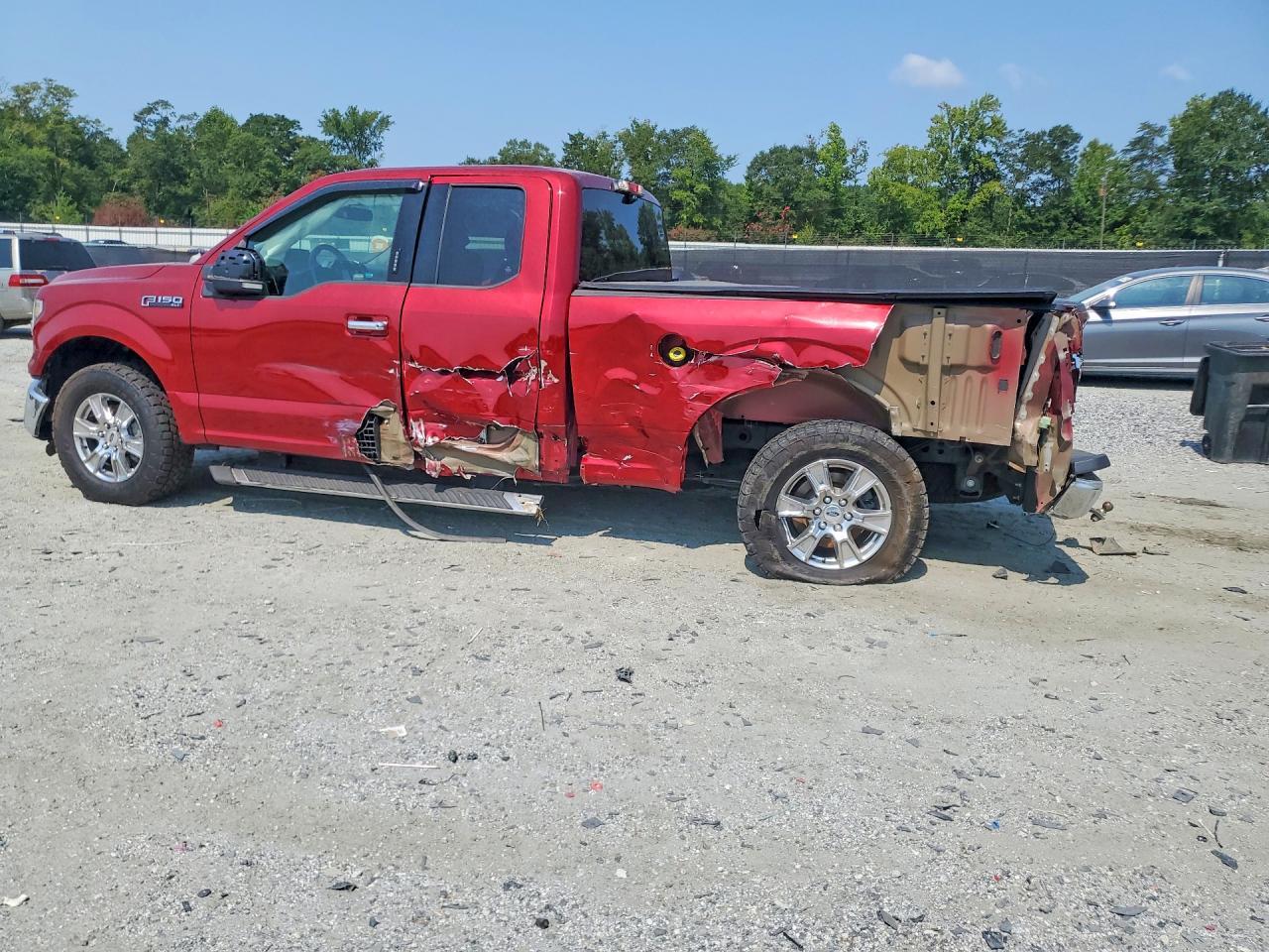 2016 Ford F150 Super Cab - Фото 2