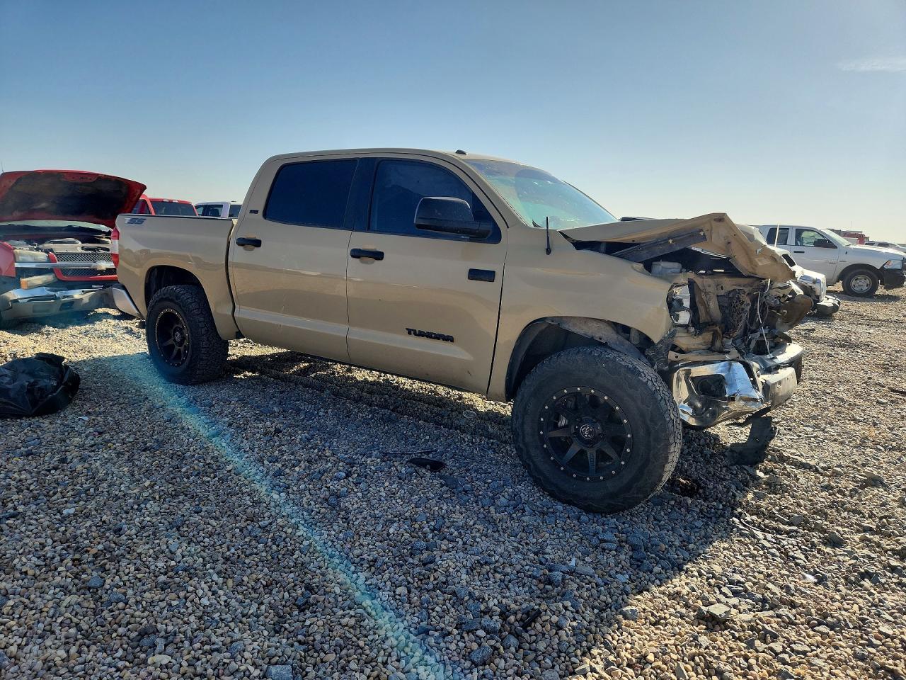 2017 Toyota Tundra Sr5 - Фото 4