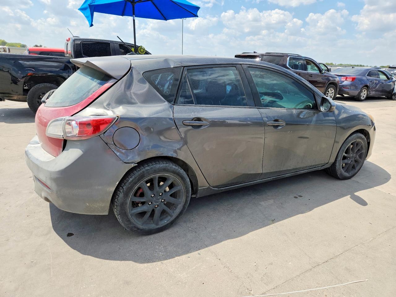 2012 Mazda 3 S - Image 3