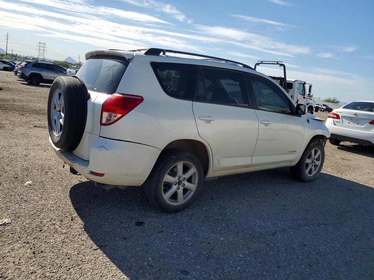 2007 Toyota Rav4 Limited - Image 3