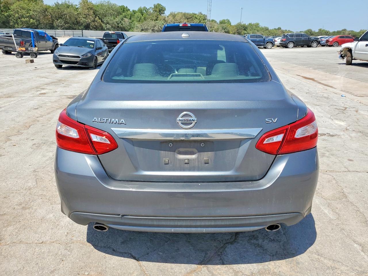 2016 Nissan Altima 2.5 Sv - Image 6
