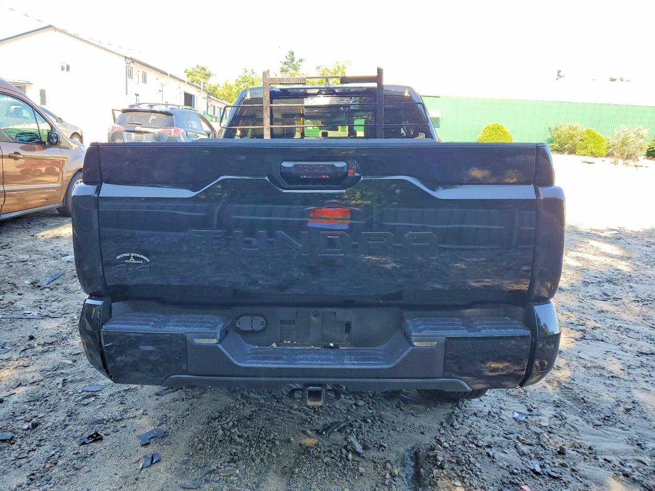 2023 Toyota Tundra Sr5 - Image 6