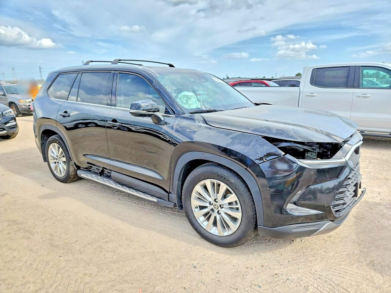 2025 Toyota Grand Highlander Platinum - Фото 4