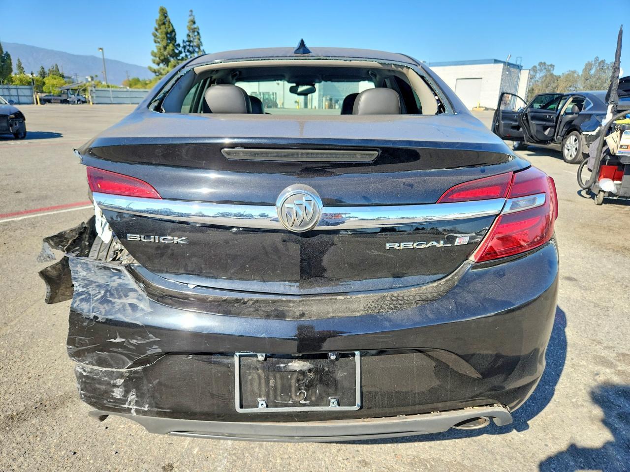 2016 Buick Regal - Image 6