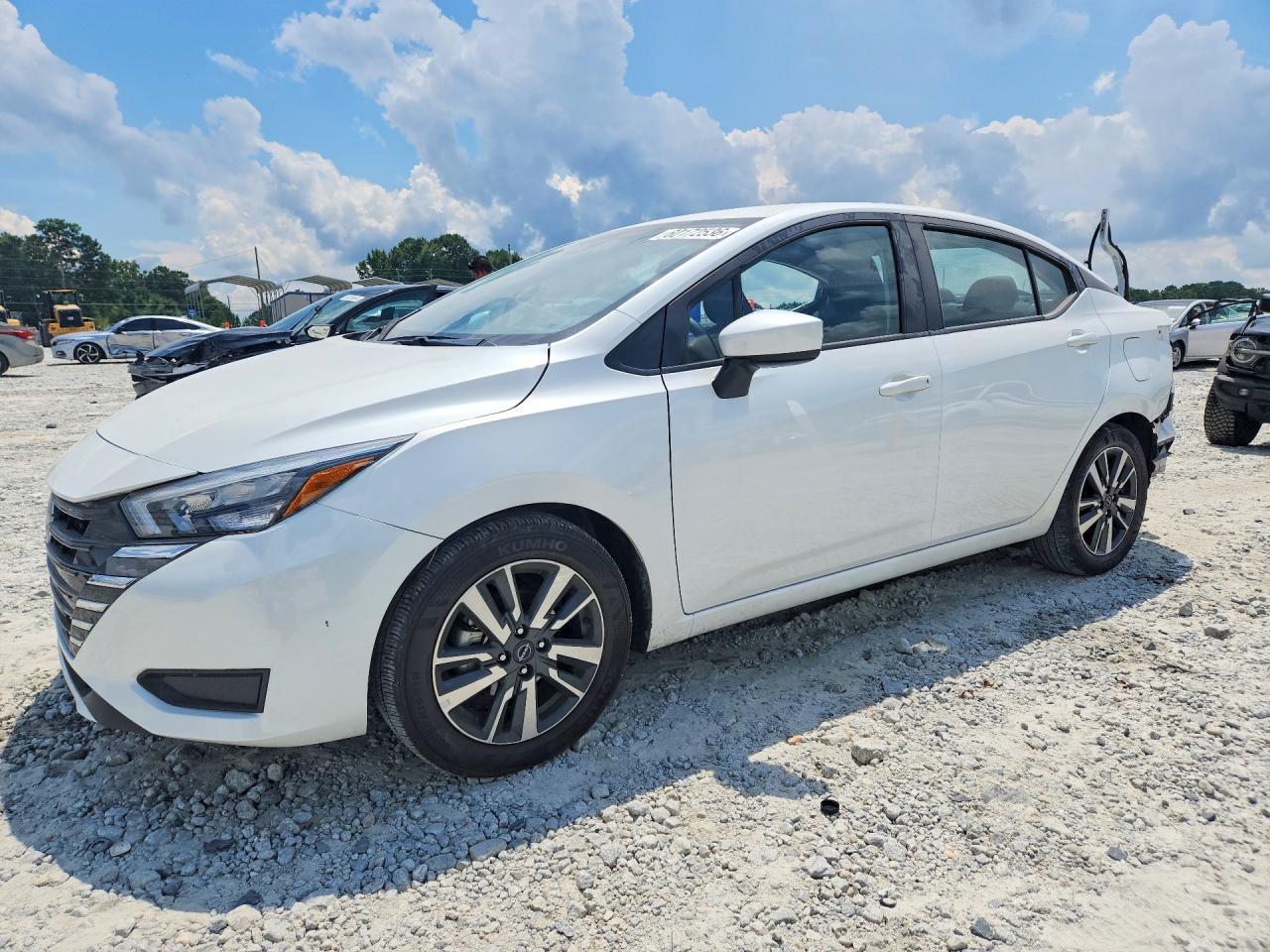 2025 Nissan Versa Sv