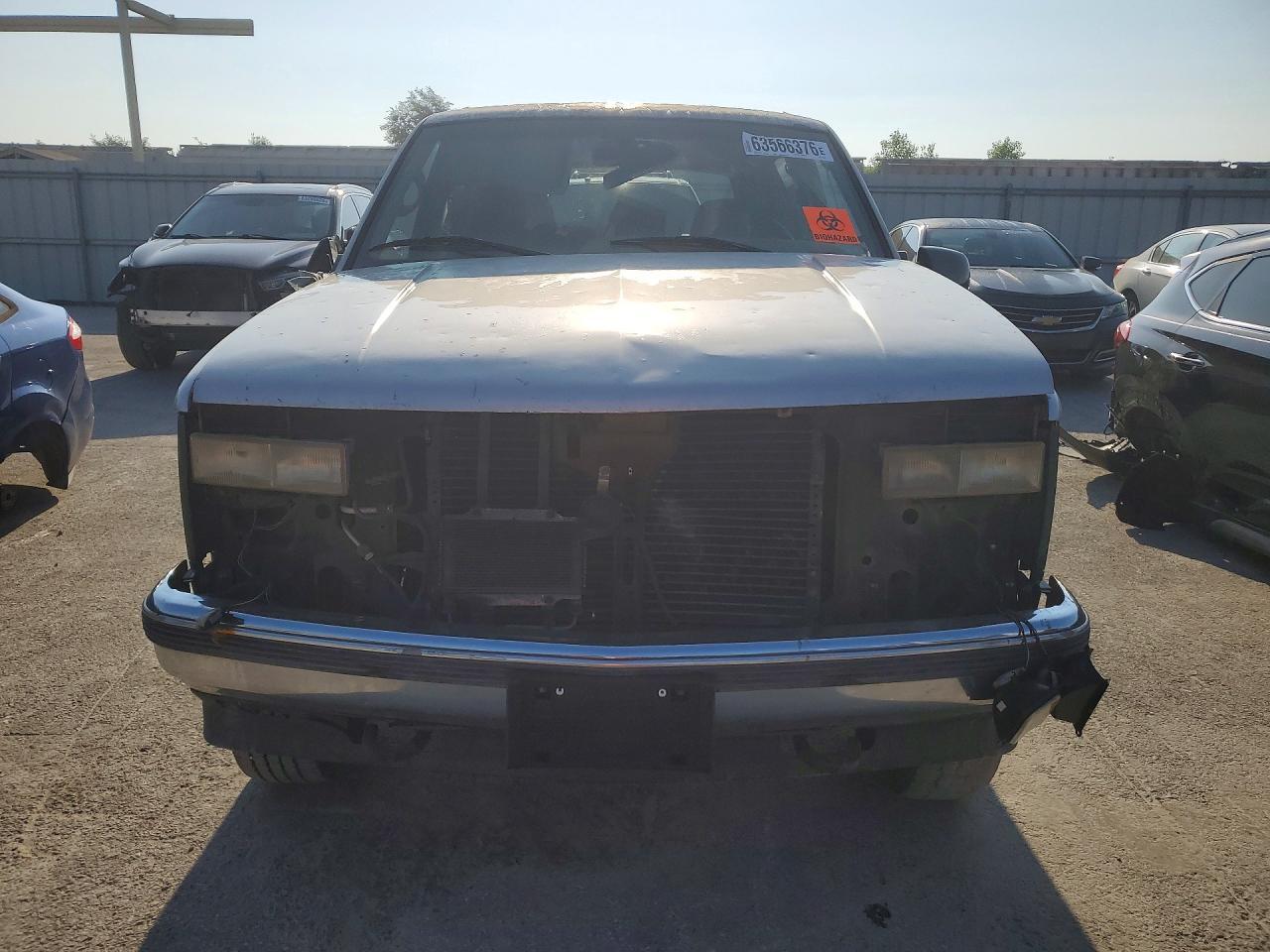 1995 Chevrolet Tahoe K1500 - Фото 5