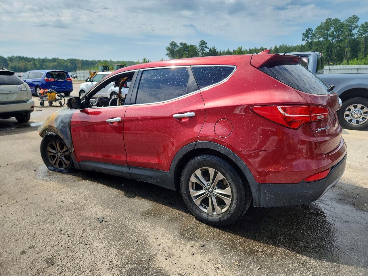 2016 Hyundai Santa Fe Sport 2.4L - Image 2