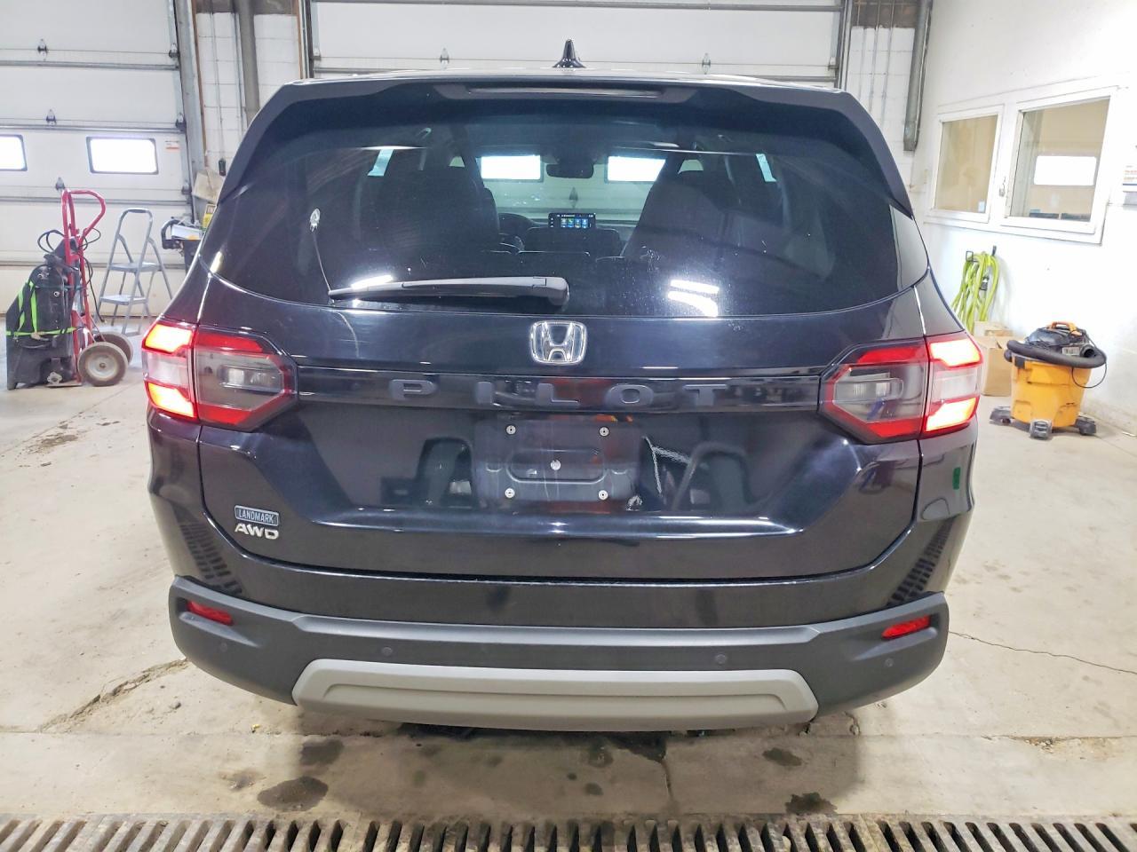 2025 Honda Pilot Exl - Image 6