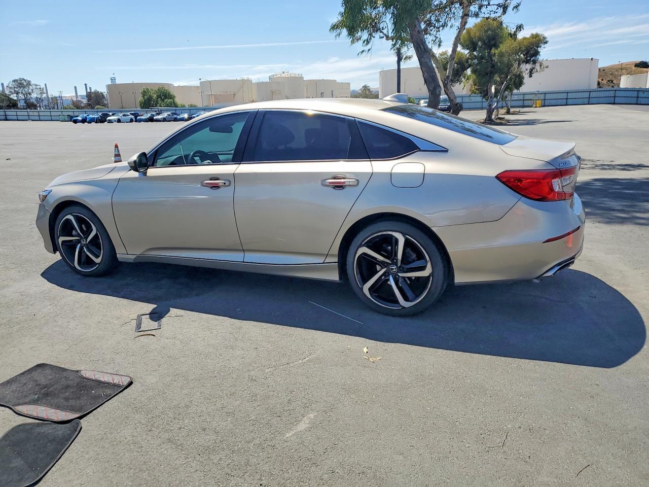 2019 Honda Accord Lx - Фото 2