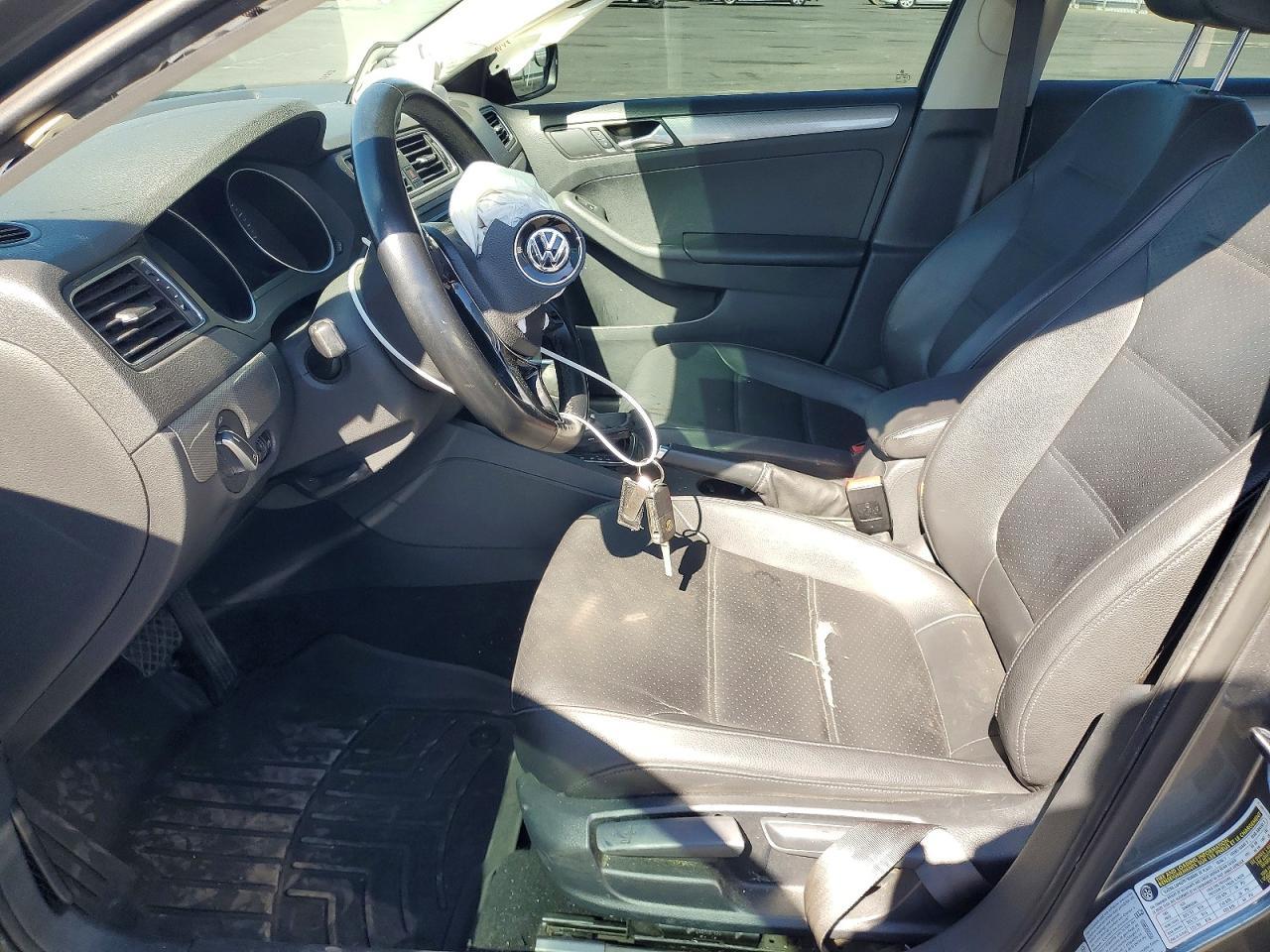 2015 Volkswagen Jetta Se - Image 7