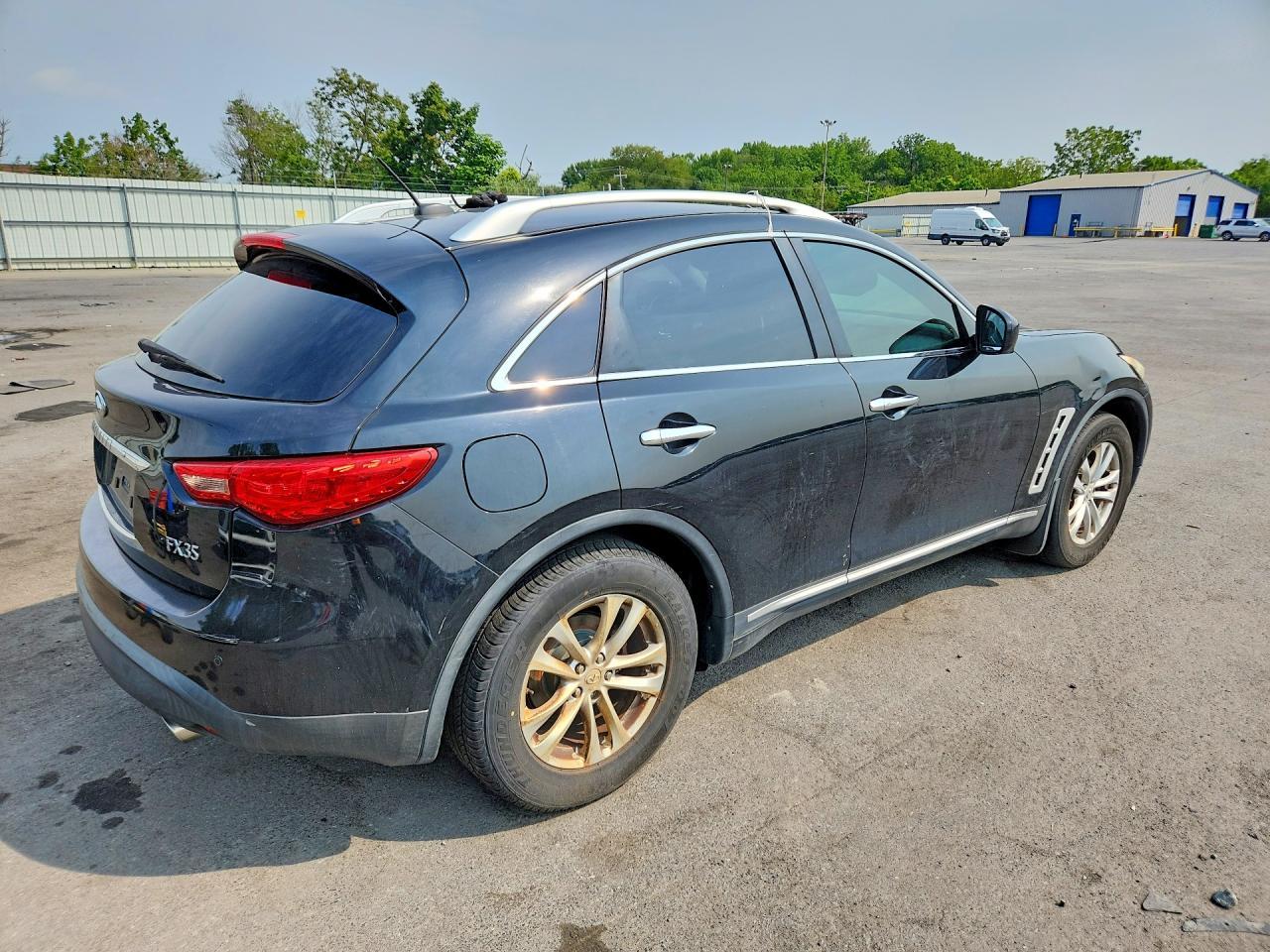 2010 Infiniti Fx35 Base - Фото 3