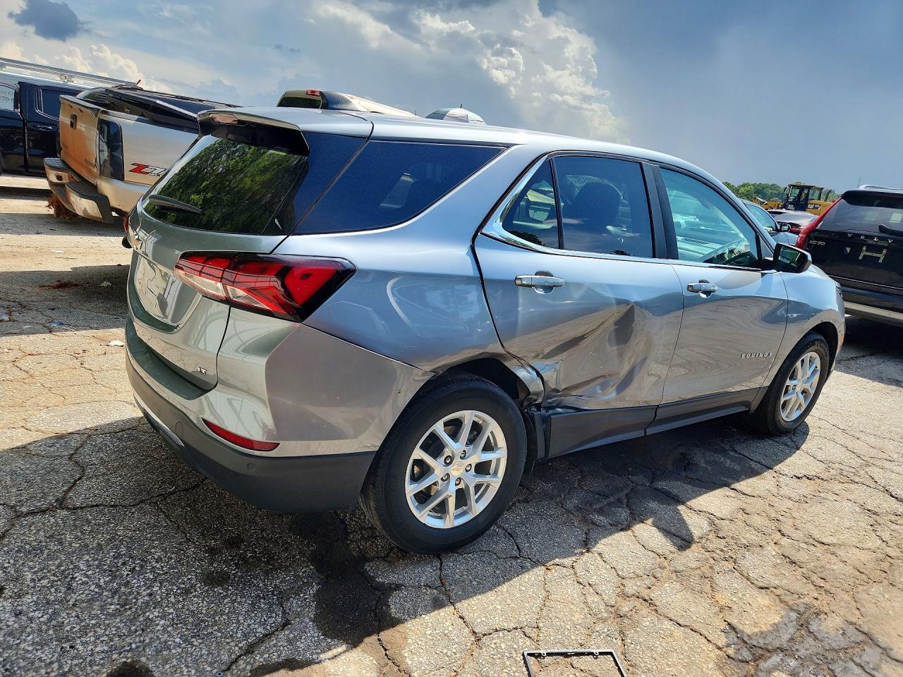 2024 Chevrolet Equinox Lt - Фото 3