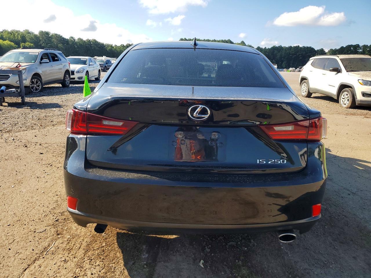2015 Lexus Is 250 - Image 6