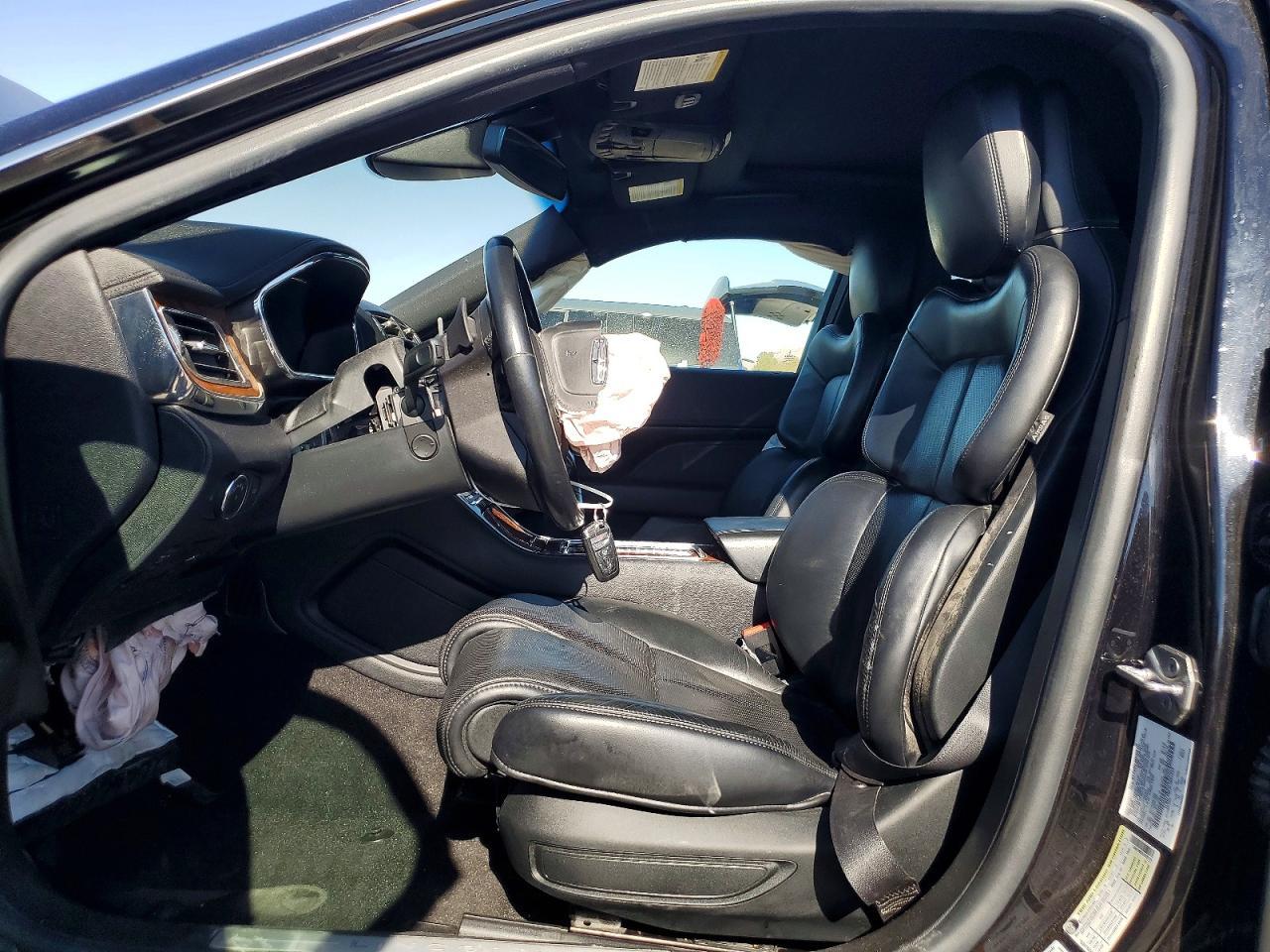 2020 Lincoln Continental Reserve - Фото 7