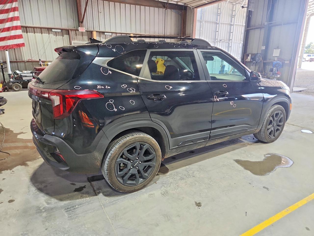 2024 Kia Seltos X Line - Image 3