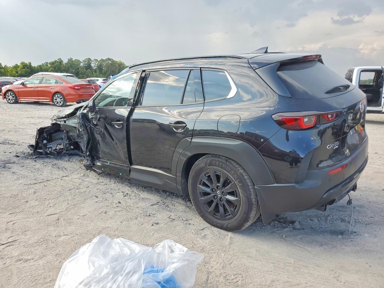 2026 Mazda Cx-50 Premium - Фото 2