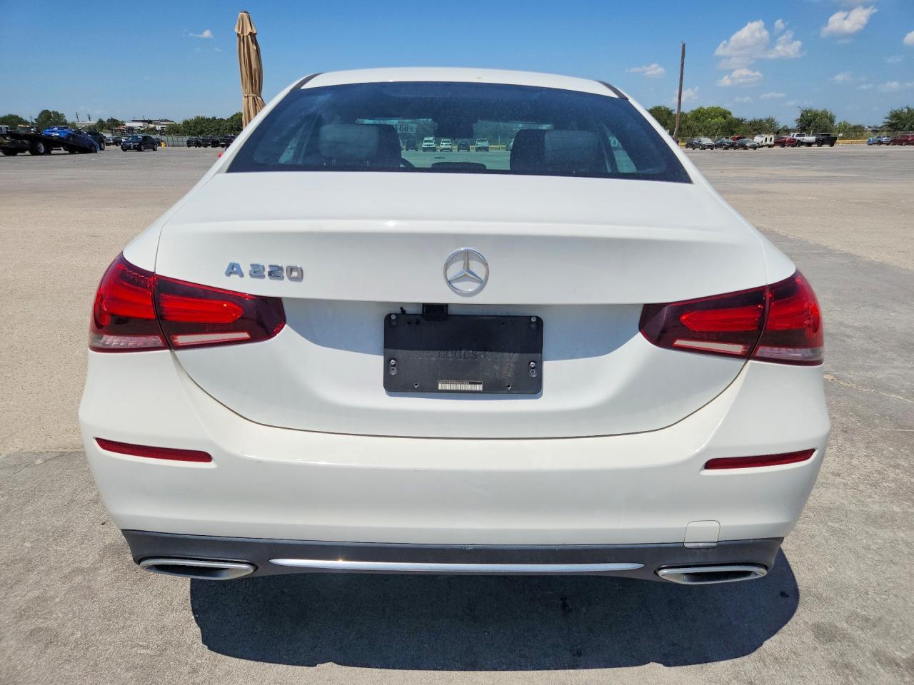 2019 Mercedes-Benz A 220 - Фото 6