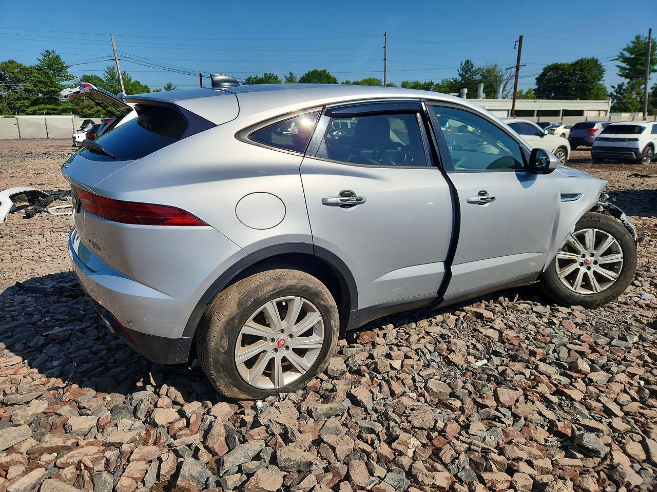2020 Jaguar E-Pace - Фото 3
