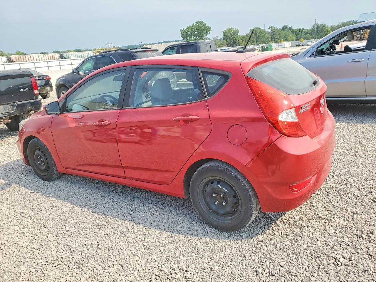 2016 Hyundai Accent Se - Image 2