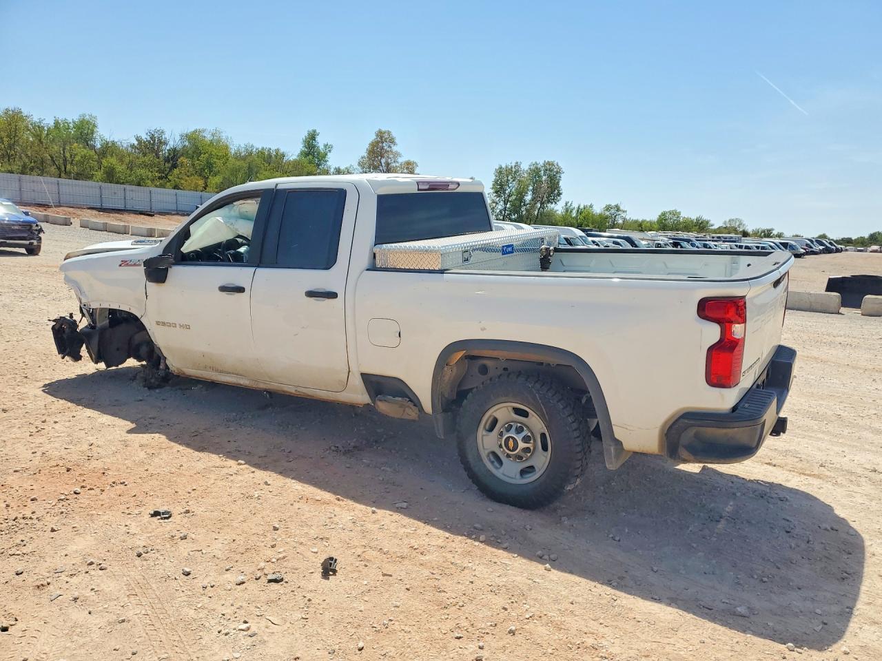 2025 Chevrolet Silverado K2500 Heavy Duty - Image 2